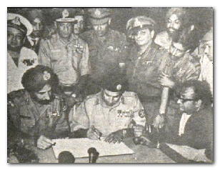 Signing the surrender in 1971