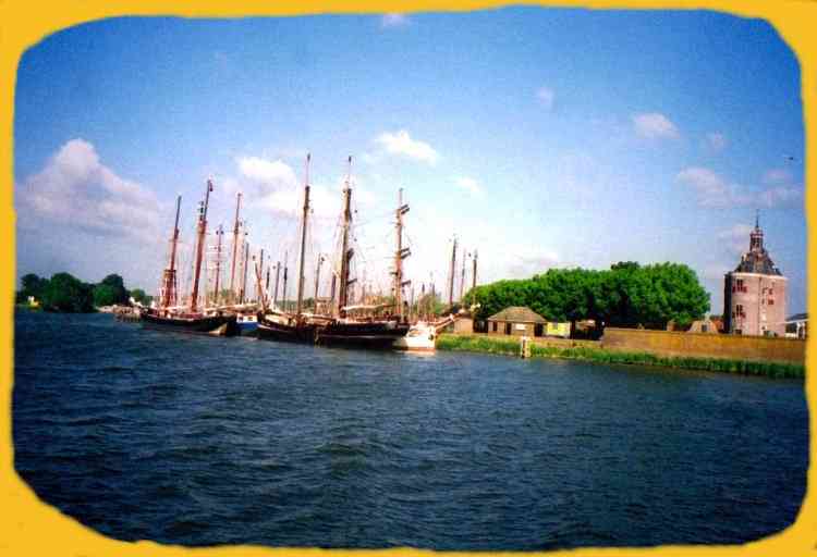 Looking back to Enkhuizen