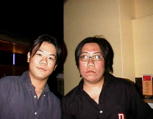 wakaka..What a compatible couple..
