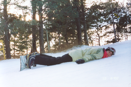 Pictures_mem/abbyboardin.bmp