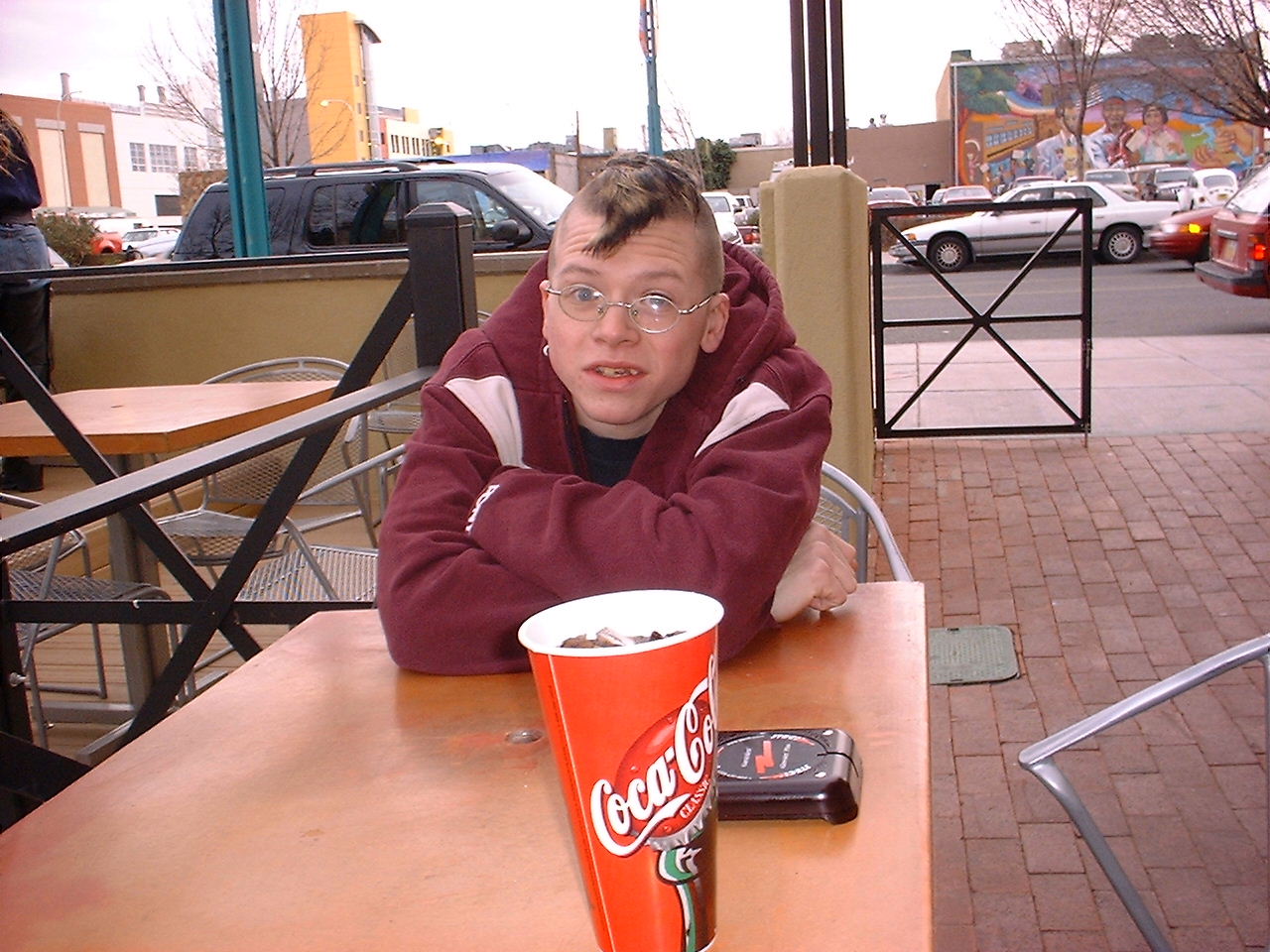 robbycoke.JPG (234781 bytes)