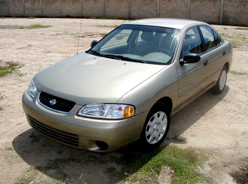 Diferencia entre nissan sentra y sunny #2