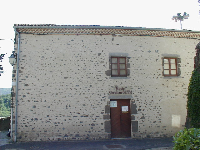 Paleontologisch museum Christian Guth te Chilhac