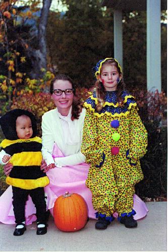 Sara & Mom & Sister