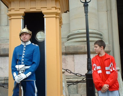 RJ tries to intimidate the guard.. or is that imitate?