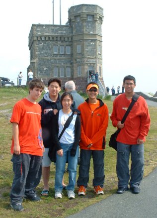 Greg, Tai, me, Ed, Brandon front of Signal Tower.. is that Dreiwitz in the back?