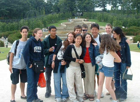 JR, Megan, Brandon, Amy, Greg, RJ, Tai, Julie, Karen, Heather, Allison, me front of Alnwick fountain