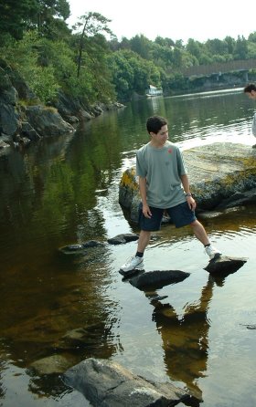 JR rock crossing (near place where Pat fell in)
