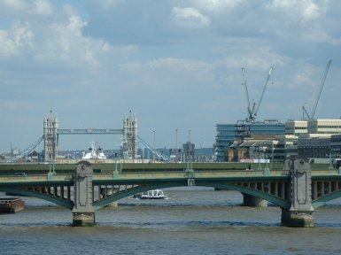 Tower Bridge & view of the Thames river