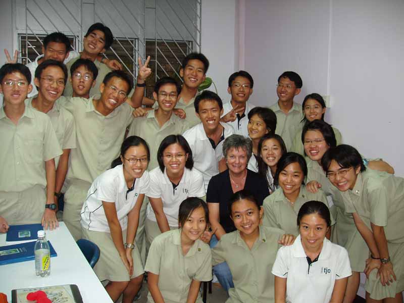 this must be a darlie advertisement! look at all the bright smiles :)