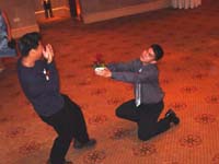 stand one side, rende! darren has mulan le....hahahahaa :)