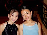 2 elegant girls...hhehehee :)
