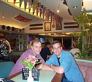 cgsportsbar.jpg (62994 bytes)