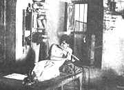 Apu (Soumitra Chatterjee)  in  " Apur Sansar "