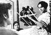 Amal (Soumitra Chatterjee) and Charu (Madhabi Mukherjee) in " Charulata "