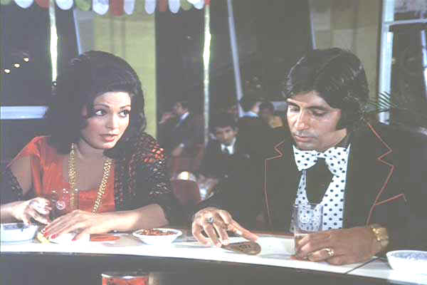 Parveen Babi and Amitabh in " Deewar "