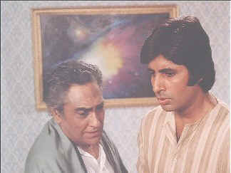 Ashok Kumar and Amitabh in " Mili "