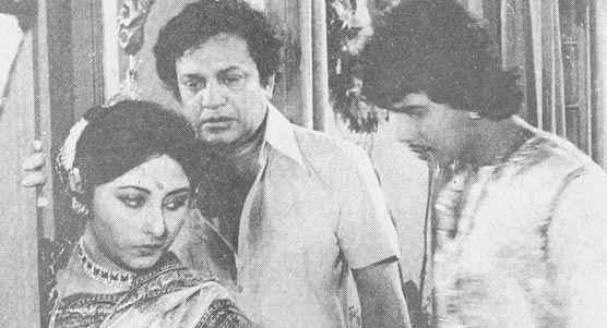 Uttam Kumar and Mithun Chakraborty in " Kalankini  Kangkabati "