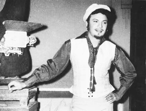 Uttam Kumar in " Antony Firingi "