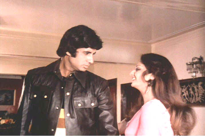 Amitabh and Rekha in " Heera Pheri "