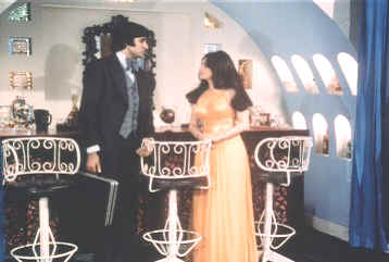 Amitabh and Parveen Babi in " Hera Pheri "