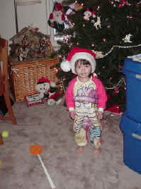 KimSantaHat002F.JPG (531888 bytes)