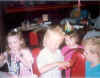 chris_5bday_kelly_ryan_kristen.jpg (27559 bytes)