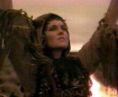 A forma de Xena na linha de arremesso-livre � impec�vel.