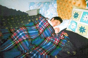 SLEEPING CHRIS!! AAAWWWW!!