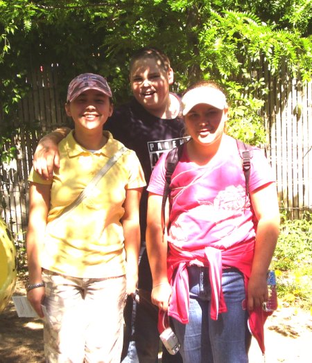 Nicole (right) with her friends Tia (left) and Austin (middle) on a field trip to the Boise Zoo.