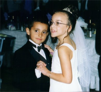 Every wedding needs cute kids