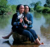 zhuang.JPG (7319 bytes)