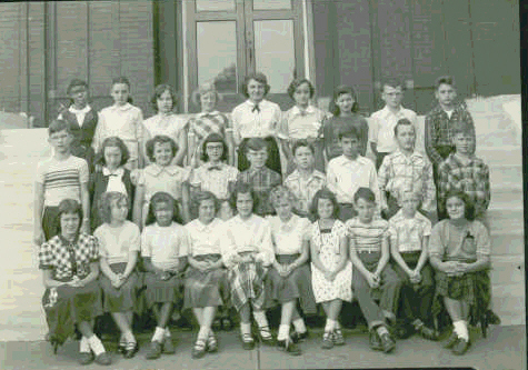 Walnut School 3.jpg (190799 bytes)