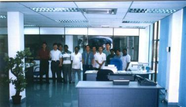 Workers.jpg (17072 bytes)