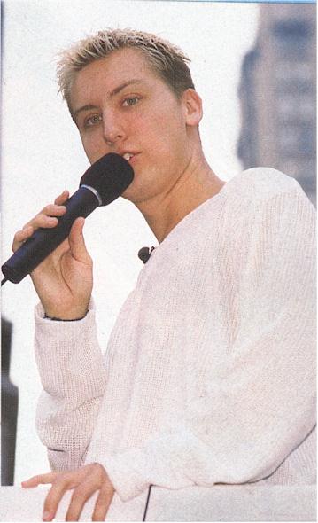 Sing your heart out baby...