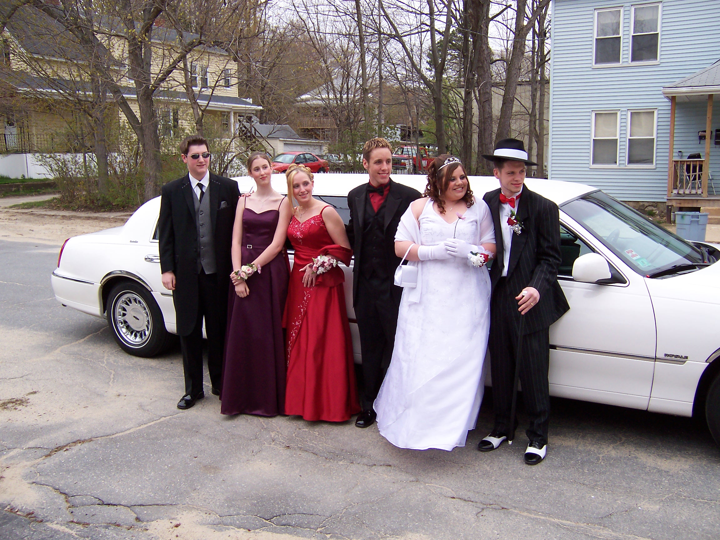 This is the group of us for the Limo...L-R...Me, Nate, Katie, Eric, Cindy, Mike