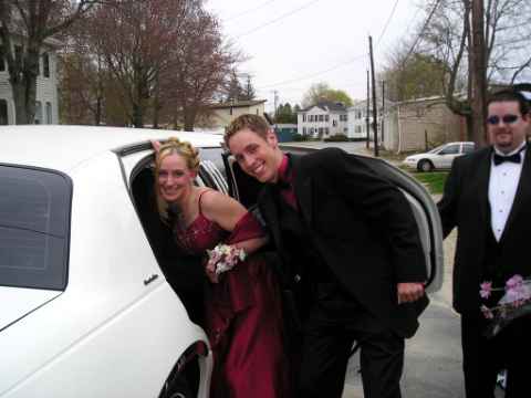 katie and eric getting into the limo