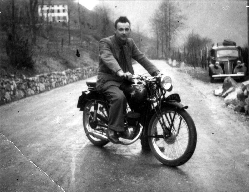 Moto MV