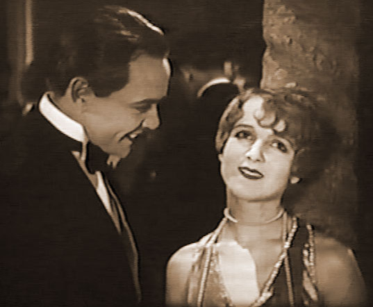 Avec Robert Agnew dans College Hero, 1927