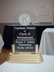 outstandingfacultyaward.jpg