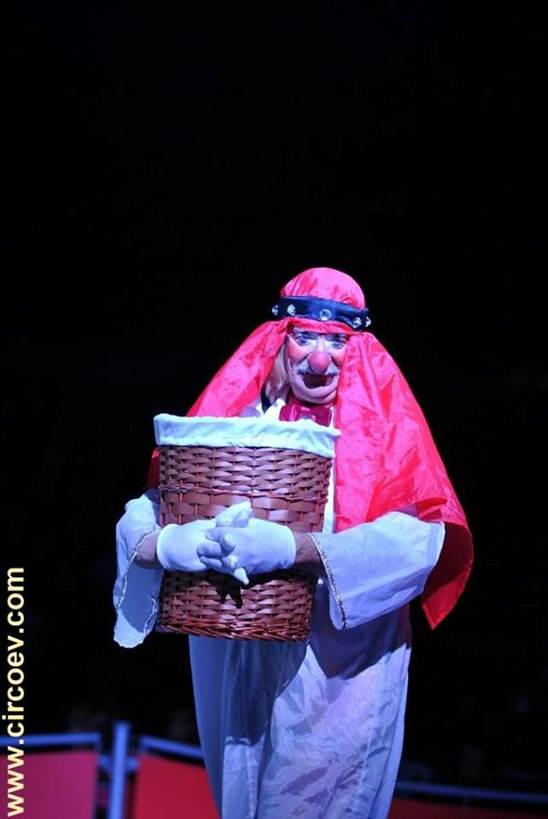 http://circoev.com/yahoo_site_admin/assets/images/26001156_1550373065045274_1658759081043115136_n.092748_std.jpg