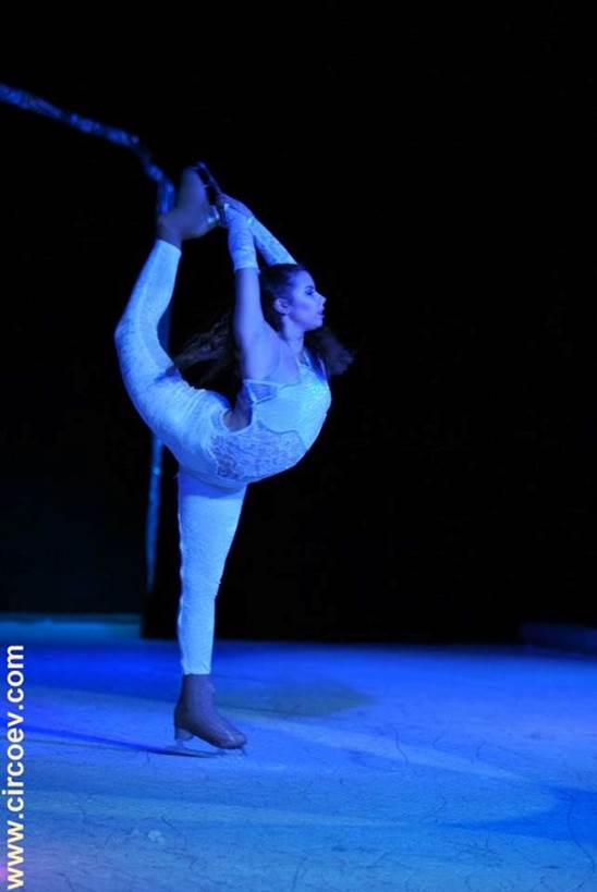 http://circoev.com/yahoo_site_admin/assets/images/26114135_1550379118378002_7918630957467294958_n.092731_std.jpg