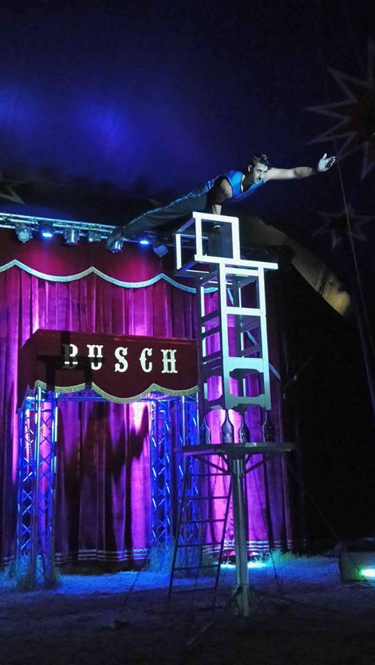 http://circoev.com/yahoo_site_admin/assets/images/21728036_1451025488313366_7410188930804083007_n.260141238_std.jpg