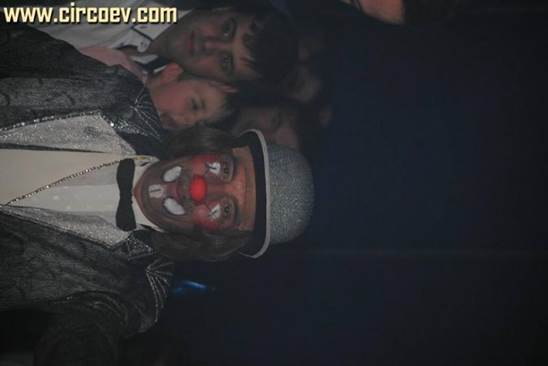 http://circoev.com/yahoo_site_admin/assets/images/19511613_1379077042174878_9094643289165220783_n.18765435_std.jpg