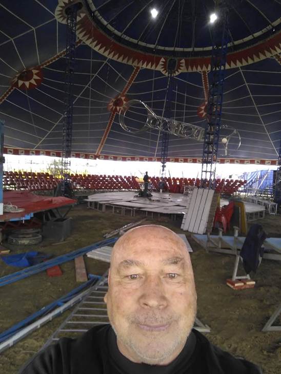 http://circoev.com/yahoo_site_admin/assets/images/46408091_1951893564893220_1369151882232070144_n.32173817_std.jpg