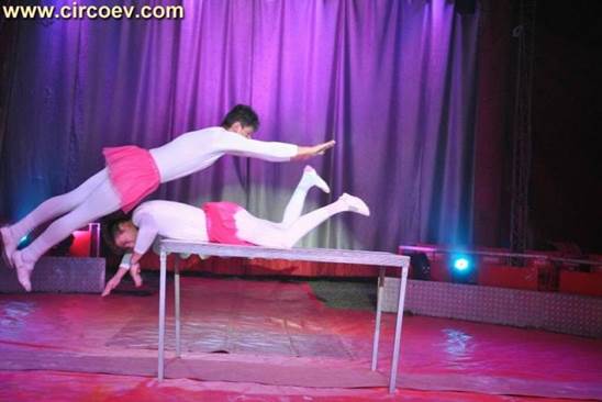 http://circoev.com/yahoo_site_admin/assets/images/39336409_1829288277153750_7320479930184105984_n.23432501_std.jpg
