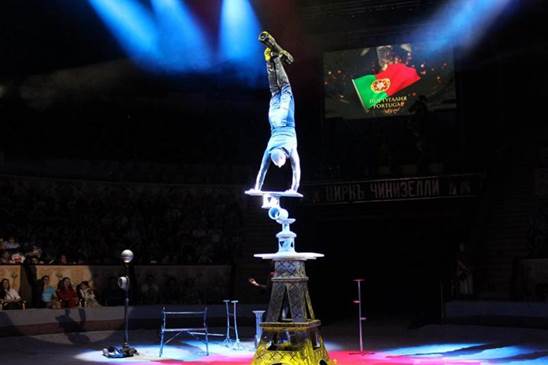 http://circoev.com/yahoo_site_admin/assets/images/33714271_1705774599505119_219684308720287744_n.147122416_std.jpg