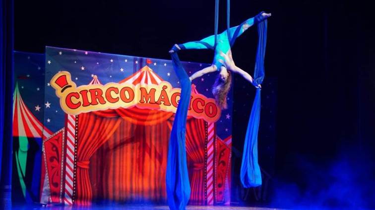 http://circoev.com/yahoo_site_admin/assets/images/131224927_3578646585551235_8233875456416774279_o.350104900_std.jpg