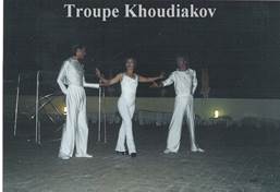 http://circoev.com/yahoo_site_admin/assets/images/khoudiakov.260144217_std.jpg