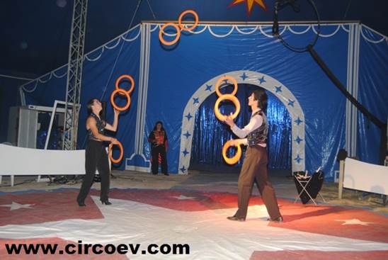http://circoev.com/yahoo_site_admin/assets/images/DSC_0611.296110826_std.JPG